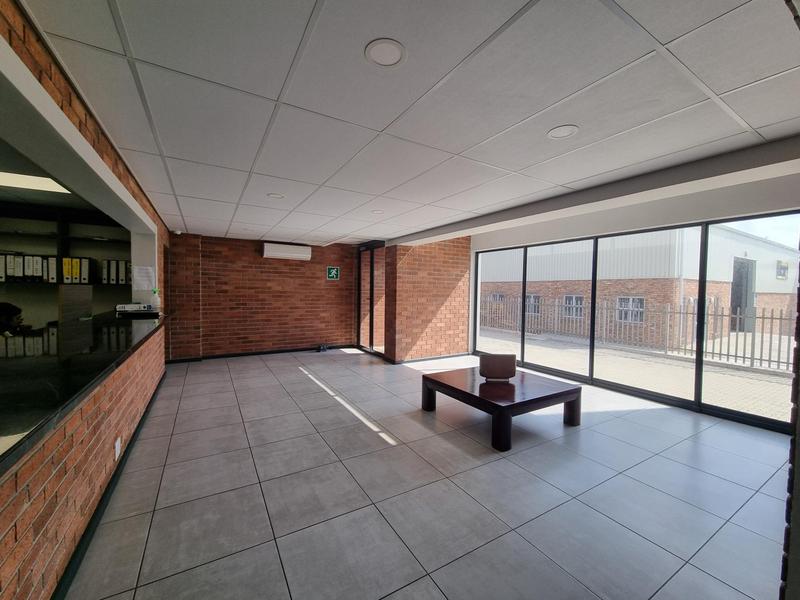 To Let commercial Property for Rent in Fairview Eastern Cape